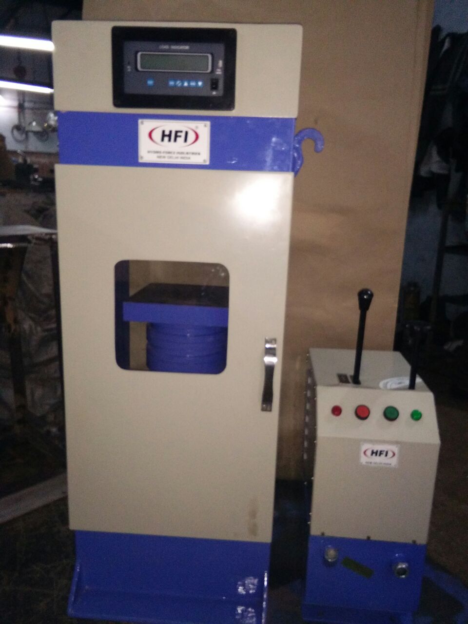 Digital Compression Testing Machine